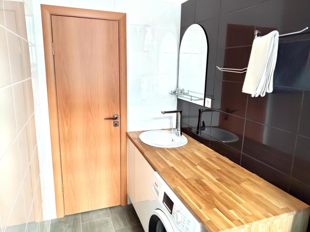 Brivibas Center Apartments Riga Luaran gambar