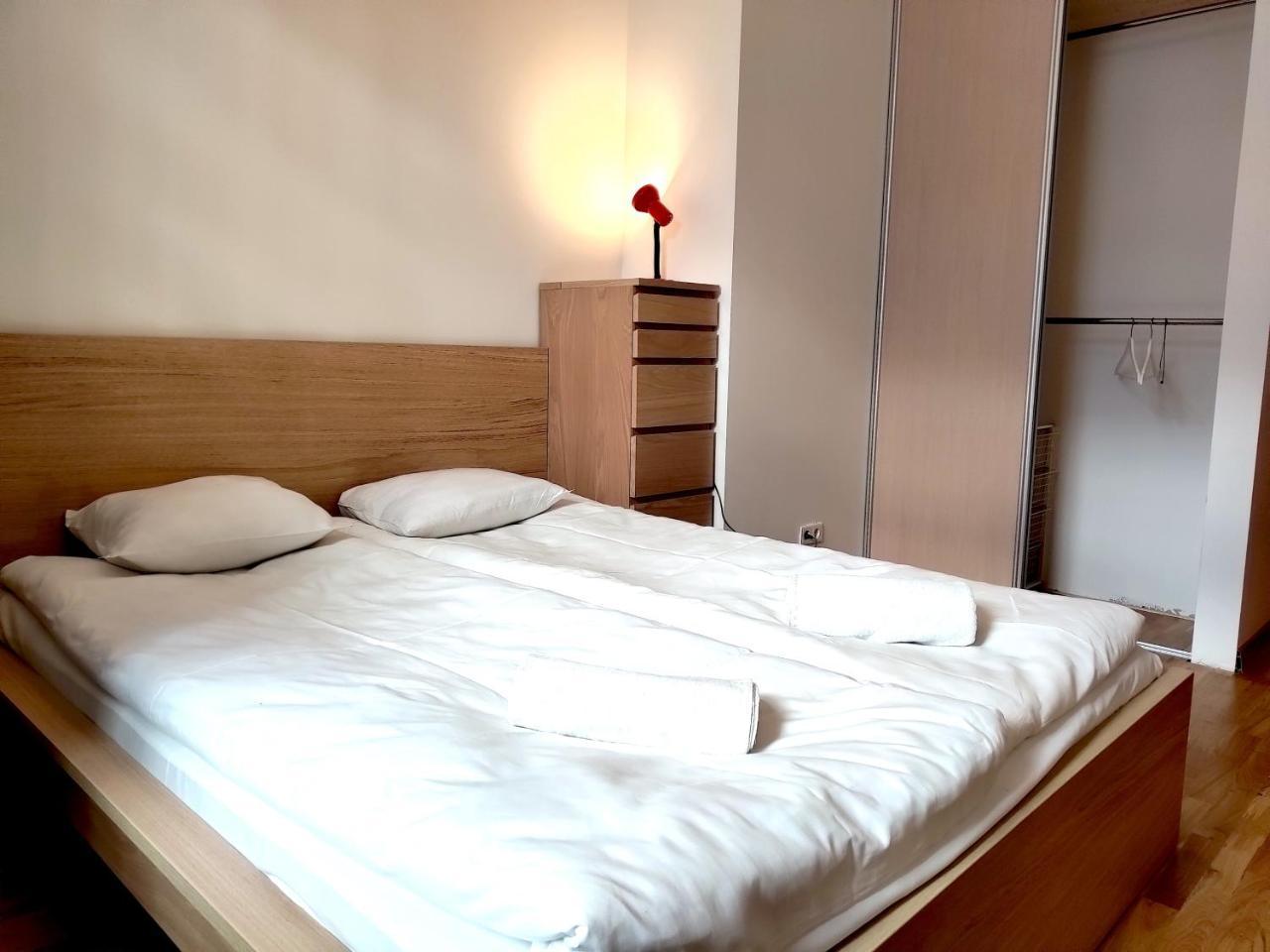 Brivibas Center Apartments Riga Luaran gambar