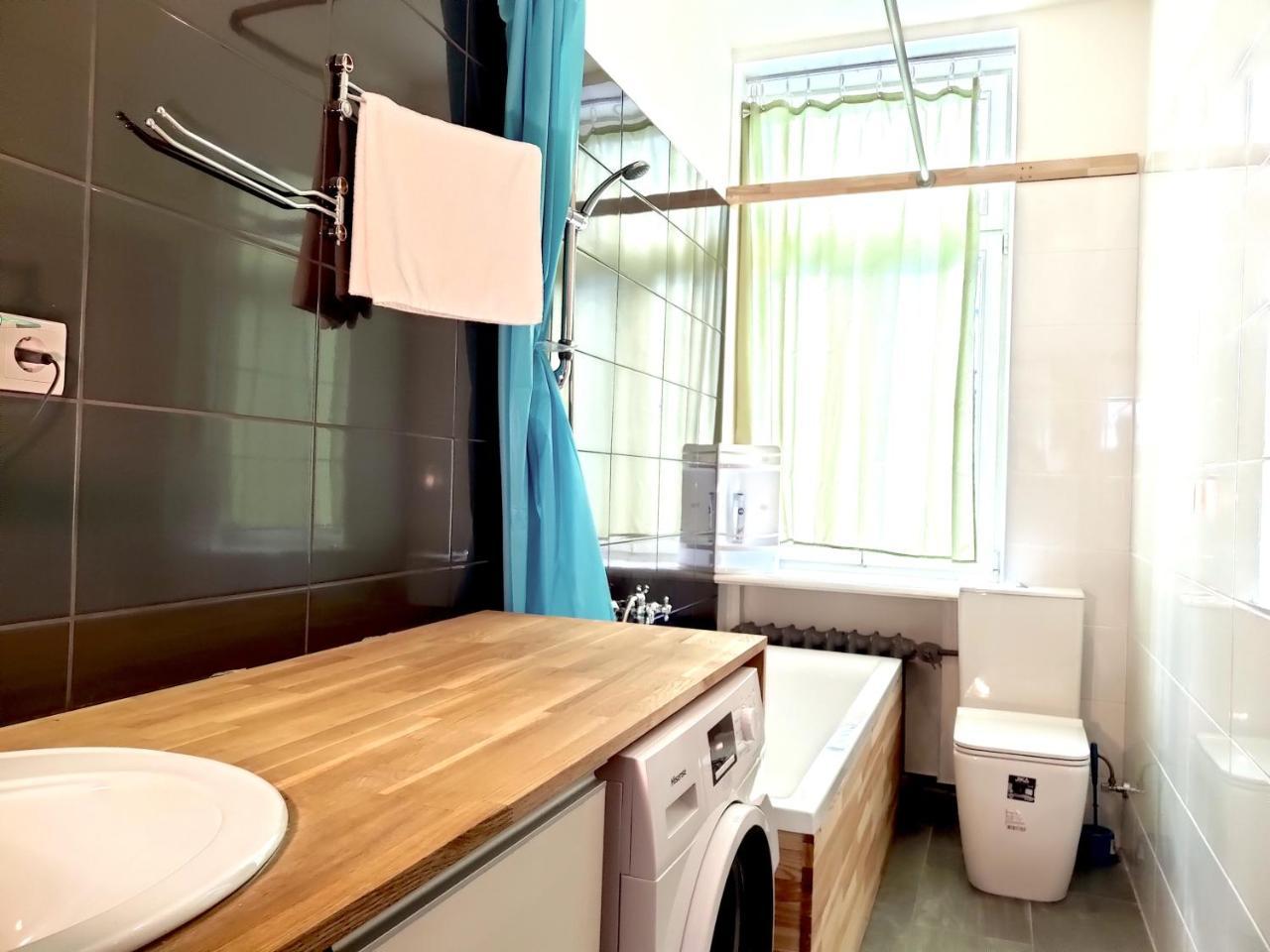Brivibas Center Apartments Riga Luaran gambar