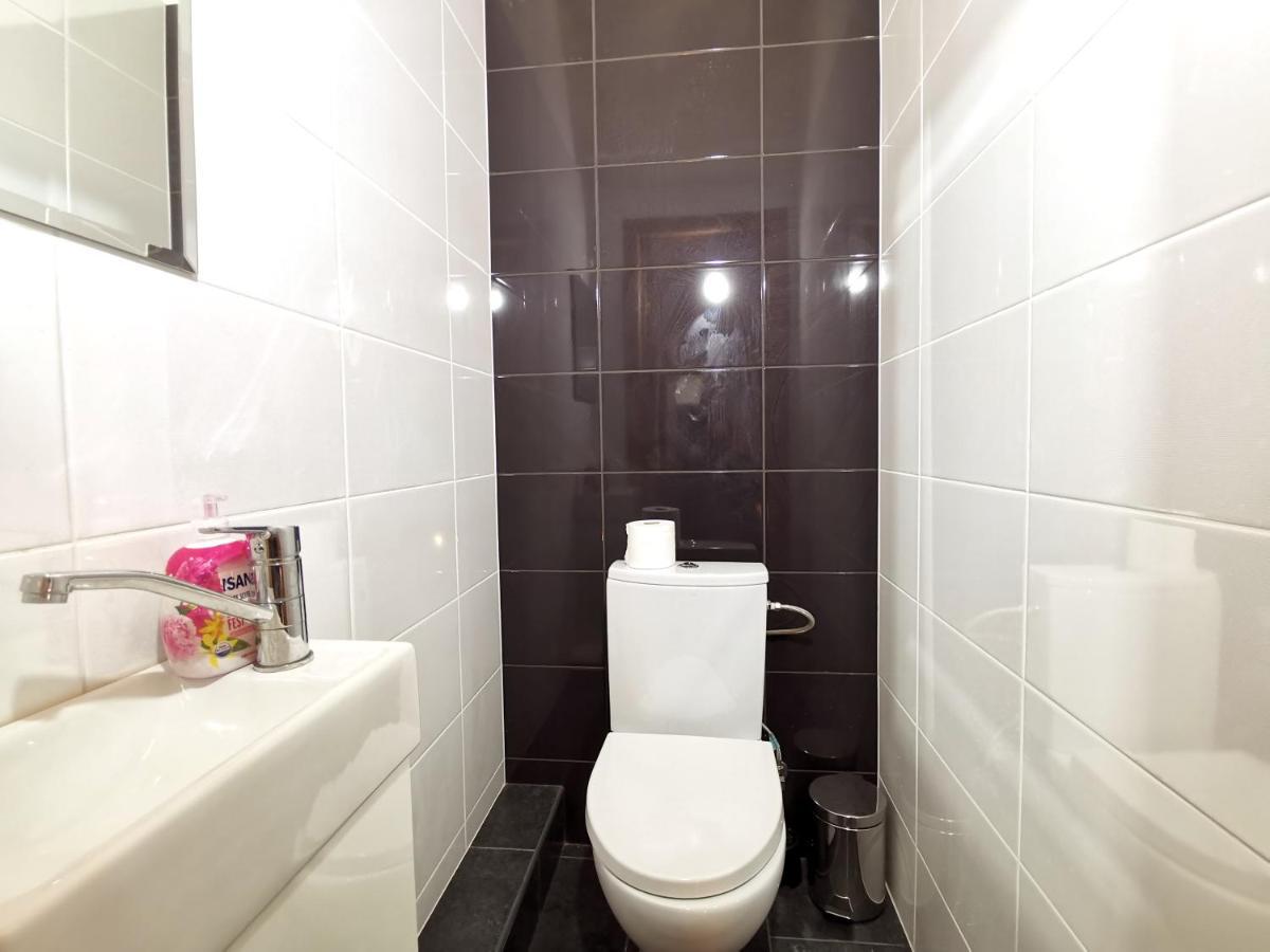 Brivibas Center Apartments Riga Luaran gambar